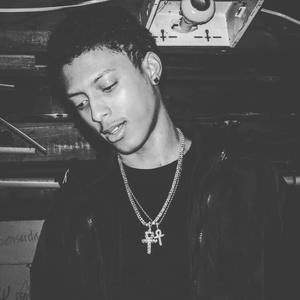 Meet your Posher, Amir